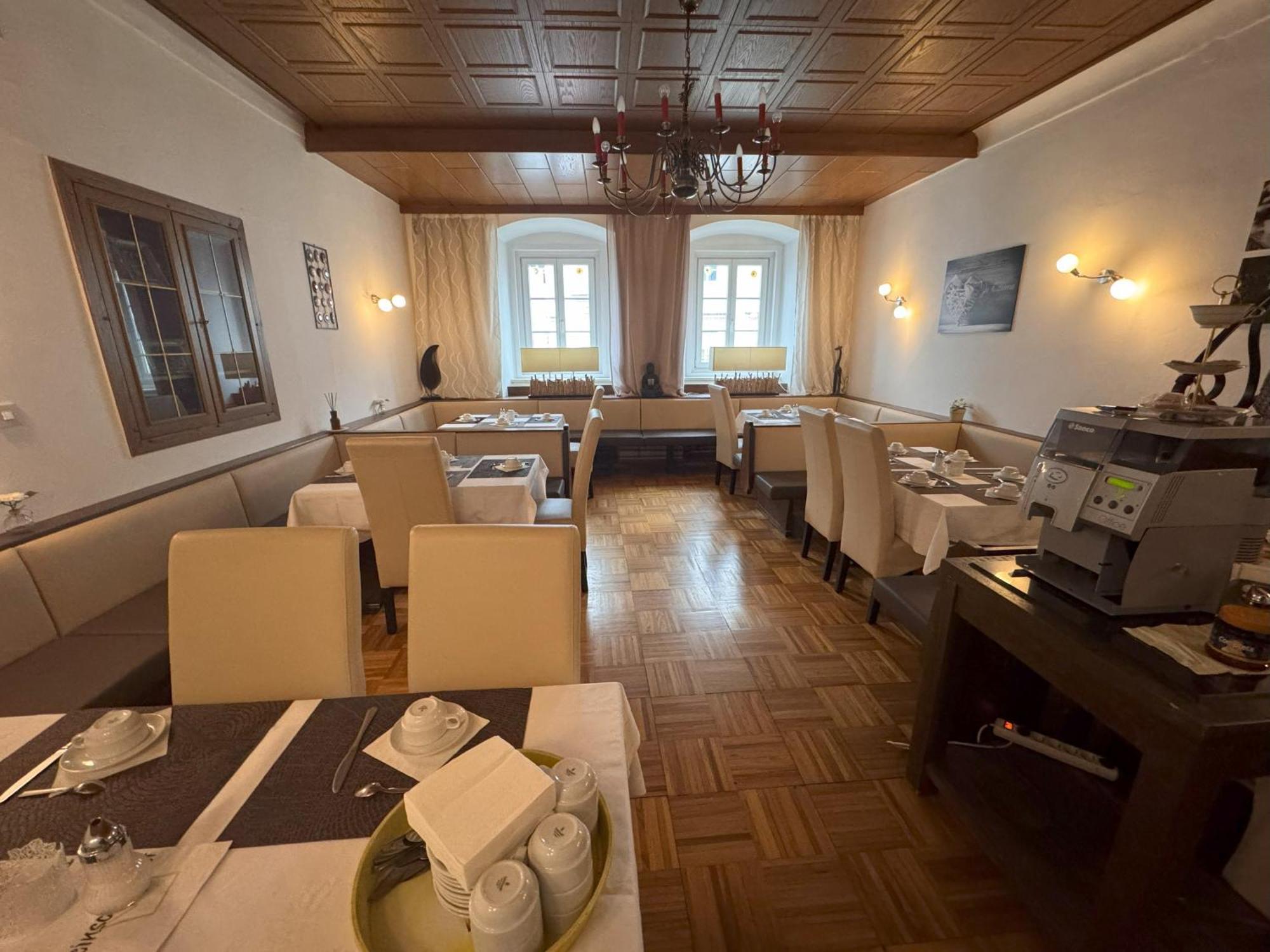 Austria Traveller Hotel Kirchdorf Kirchdorf an der Krems Bagian luar foto